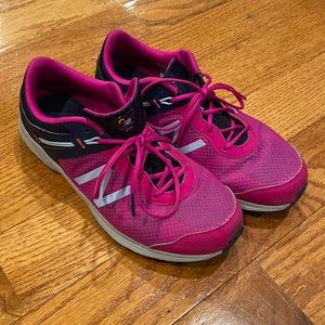 10M Womens New Balance Comfort with Ortholite